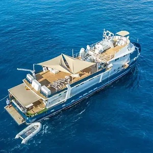 Botel Luxury Boat 