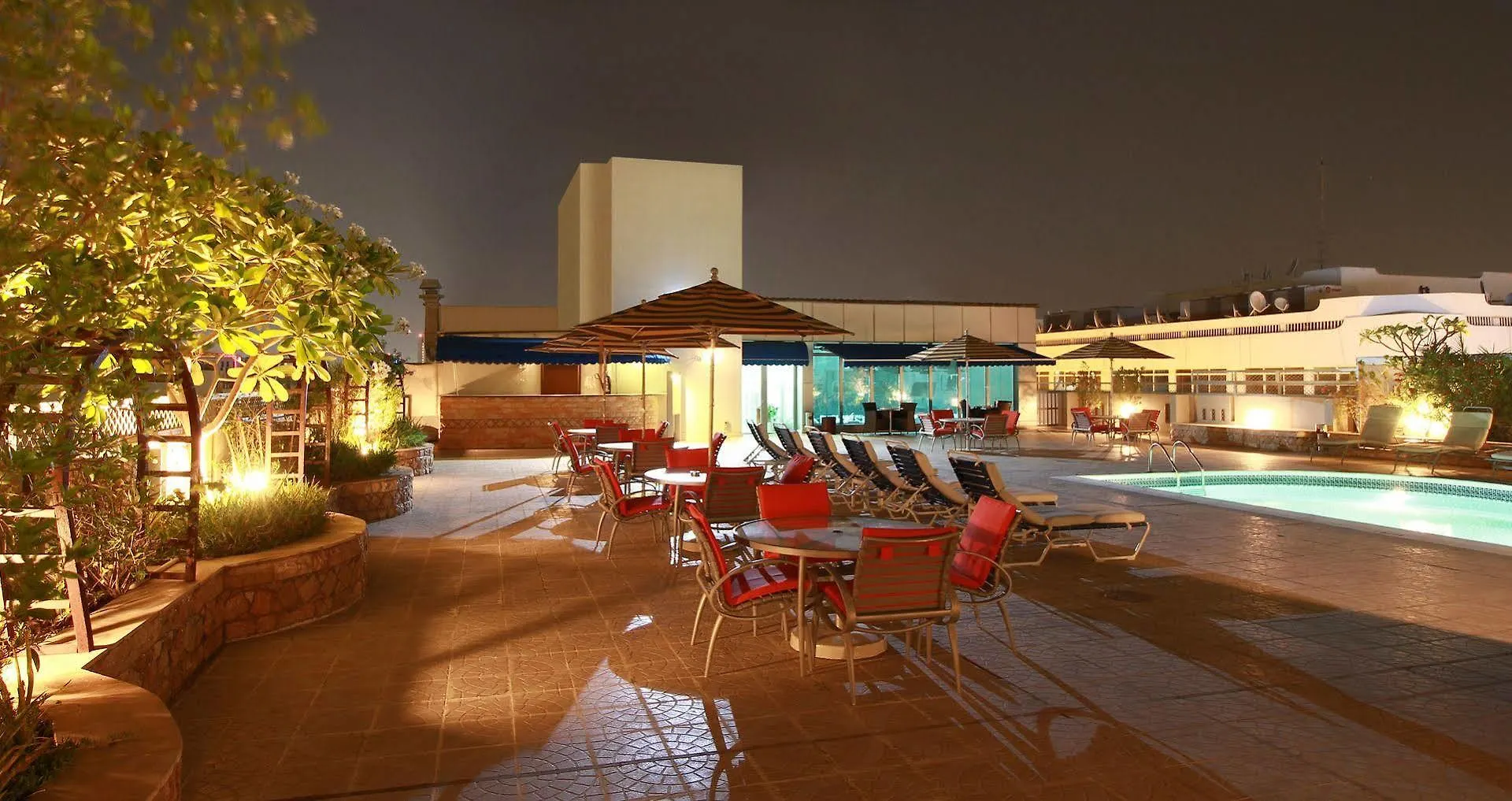 J5 Rimal Hotel Apartments Dubai Aparthotel